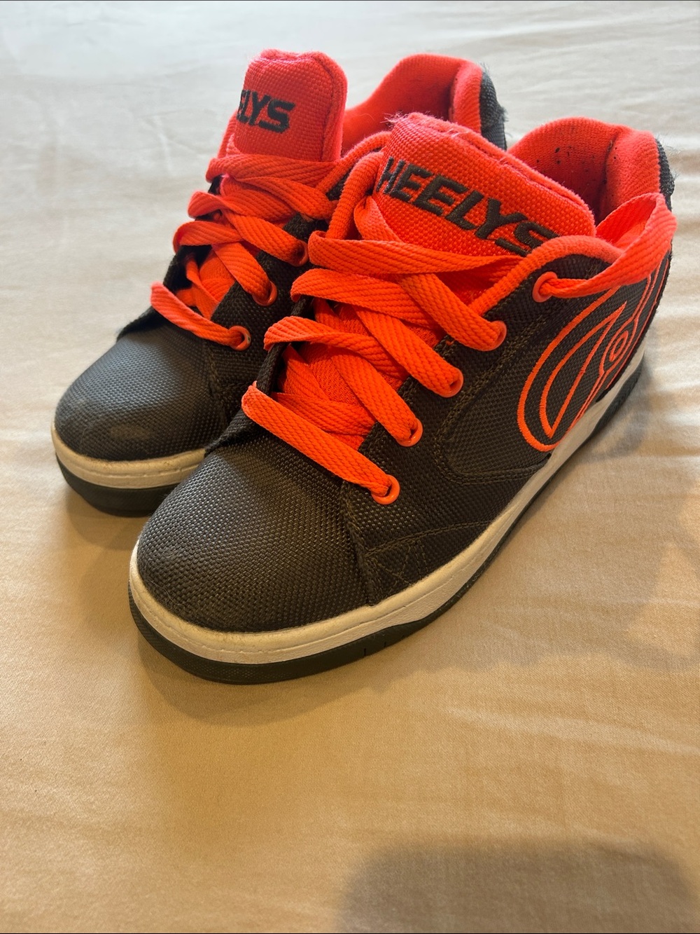 Heely's Propel 2.0 Kids Black Sneakers Skate Shoes Size Youth 4